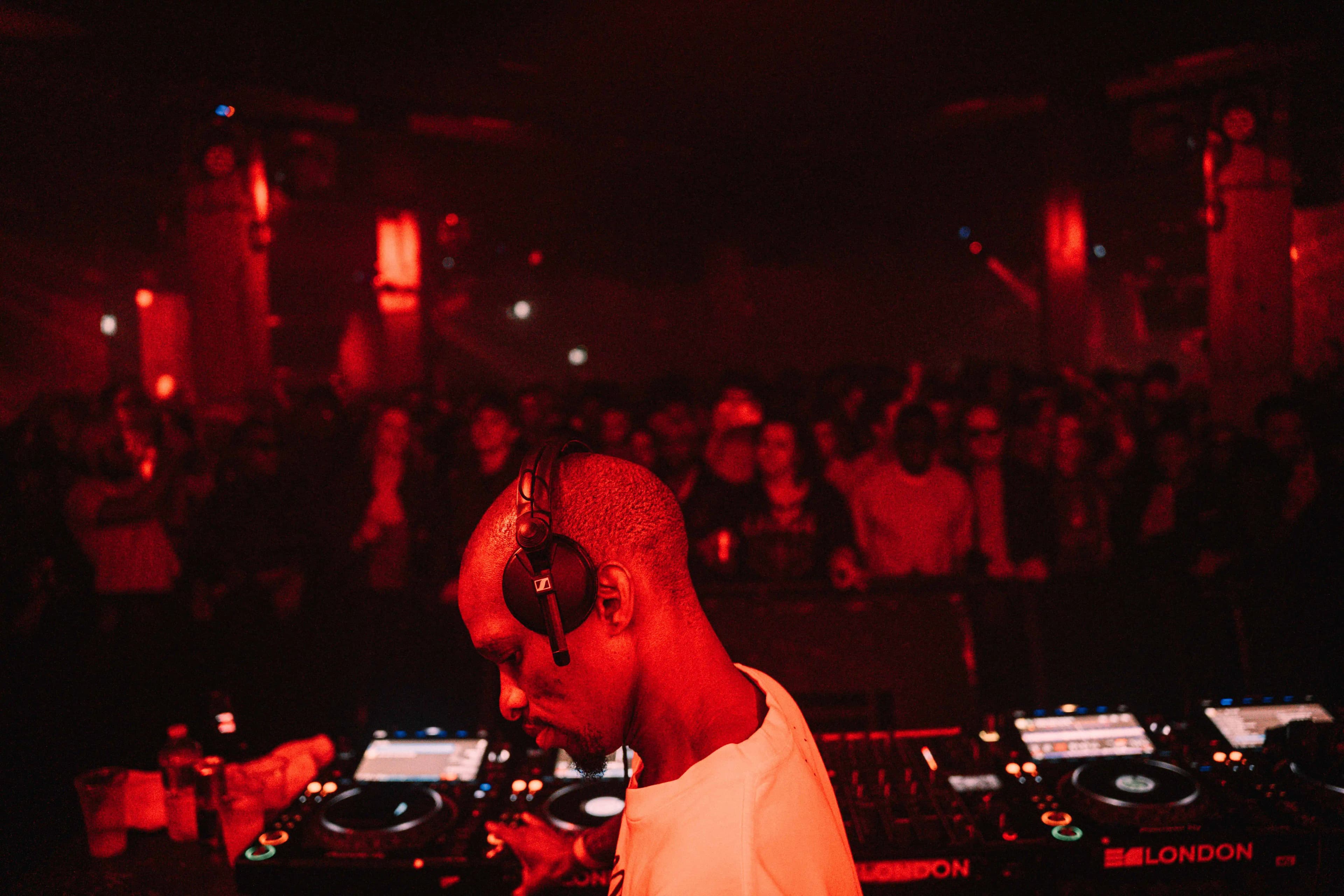 DJ Performance